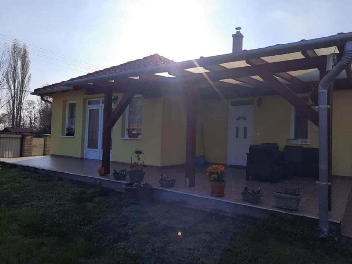 Ponty Orsó Vendégház Nagybaracska Exterior foto